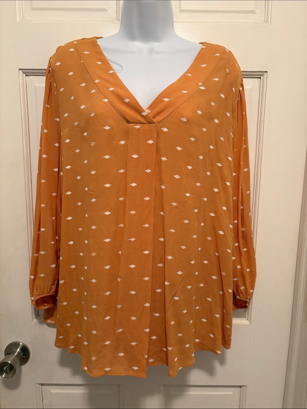 a.n.a Mustard Long-Sleeve V-Neck Shift Dress with White Dot Motif size XL